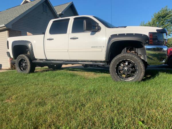 09 Chevy Duramax for sale in Frankfort, IN – photo 6
