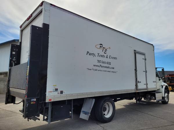 2015 International 4300 Box Truck 24 foot with side door and lift for sale in Santa Rosa, CA – photo 8