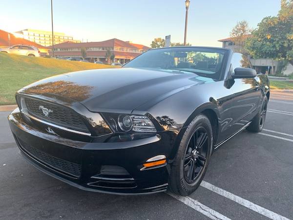 2014 Ford MUSTANG CONVERTIBLE Excellent CLEAN for sale in Los Angeles, CA – photo 2