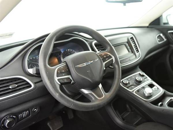 2016 Chrysler 200 Limited Sedan 4D sedan Dk. Green - FINANCE ONLINE for sale in Atlanta, GA – photo 2