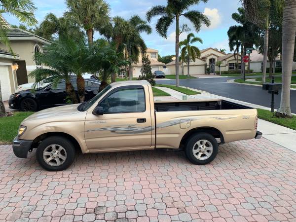 2000 Toyota Tacoma 2.4L 4Cyl Automatic - cars & trucks - by owner -... for sale in Jupiter, FL – photo 2