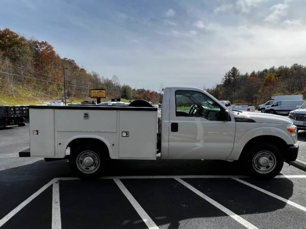 2012 Ford Super Duty F-250 F250 UTILITY TRUCK - - by for sale in Fairview, NC – photo 6