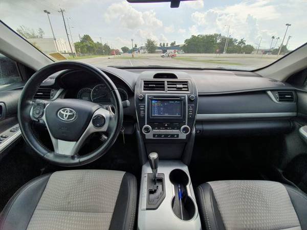 2014 Toyota Camry SE Sedan 4D Sedan for sale in Miami, FL – photo 13