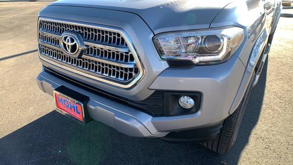 2017 Toyota Tacoma SR5 pickup - - by dealer - vehicle for sale in Carson City, NV – photo 9