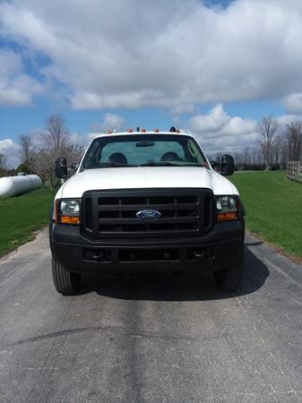 2005 Ford F450 XL Super Duty Cab and Chassis 42k Mi V10 Gas for sale in Gilberts, AR – photo 9