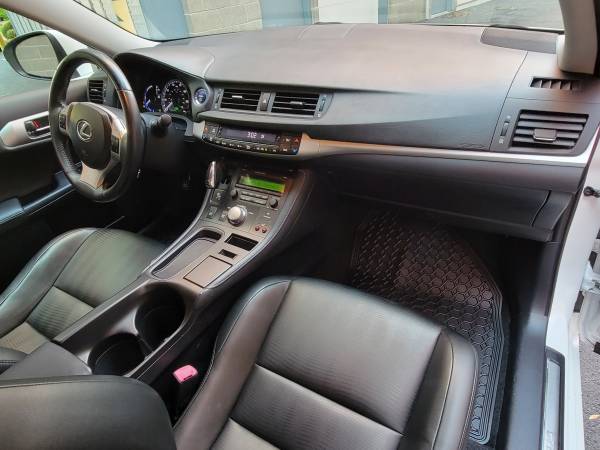 2011 LEXUS CT200H LOW MILES ! - - by dealer - vehicle for sale in Lynnwood, WA – photo 20