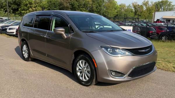 2018 Chrysler Pacifica Touring Plus with 17K miles 1 Year Warranty! for sale in Jordan, MN – photo 5