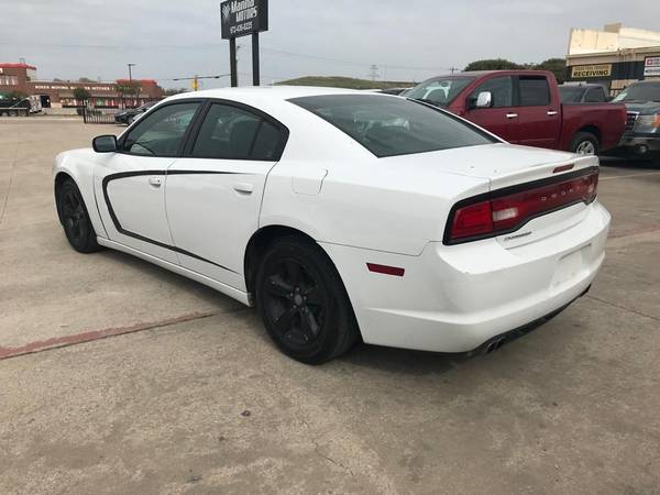 2014 DODGE CHARGER 4DR SDN SE RWD - cars & trucks - by owner -... for sale in Lewisville, TX – photo 3