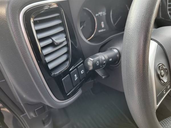 2018 Mitsubishi Outlander AWD All Wheel Drive ES SUV for sale in Bellingham, WA – photo 17