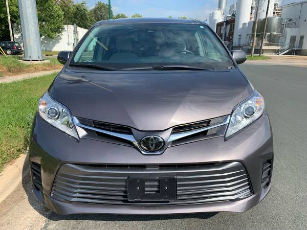 2018 Toyota Sienna LE - ONLY 16K MILES for sale in Farmington, MN – photo 2