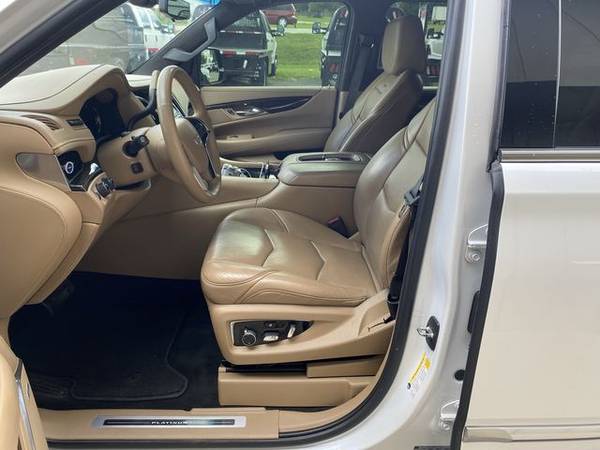 2018 Caddy Cadillac Escalade ESV Platinum suv White for sale in Other, KS – photo 14