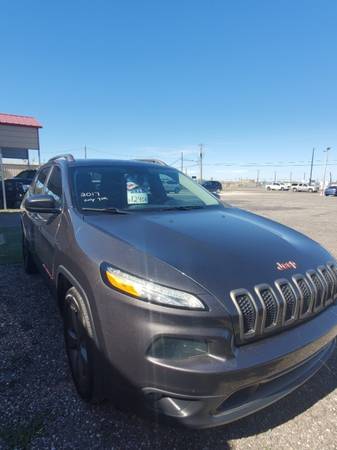 2017 JEEP CHEROKEE LATITUDE - - by dealer - vehicle for sale in Corpus Christi, TX – photo 2