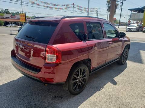 Great 2013 Jeep Compass 4x4 - cars & trucks - by dealer - vehicle... for sale in San Antonio, TX – photo 3