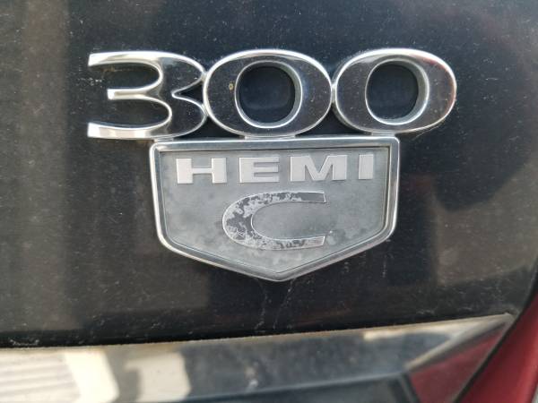 2006 Chrysler 300 C (V8 HEMI) - cars & trucks - by dealer - vehicle... for sale in Waterbury, NY – photo 11