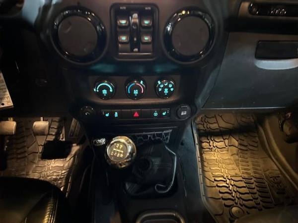 2016 Jeep Wrangler Unlimited - - by dealer - vehicle for sale in Arlington, District Of Columbia – photo 20