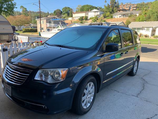 2014 Chrysler town and country -tow vehicle - cars & trucks - by... for sale in El Cajon, CA
