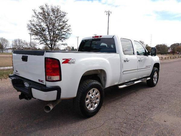 2011 GMC Sierra 2500HD Denali Crew Cab 4WD - CALL/TEXT TODAY! for sale in Sterling, CO – photo 7