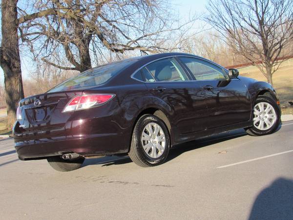 2011 MAZDA 6 *WARRANTY*80K*GR8 TIRES*4CYL * AUX * SPACIOUS * ONE OWNER for sale in Highland, IL – photo 5