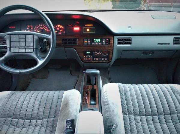 1989 Pontiac Bonneville SE for sale in Milton, WA – photo 11