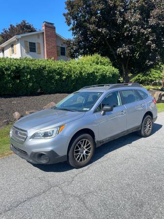 15 Subaru Outback Wagon - Dealer-serviced, great condition, very for sale in Bethlehem, PA – photo 3