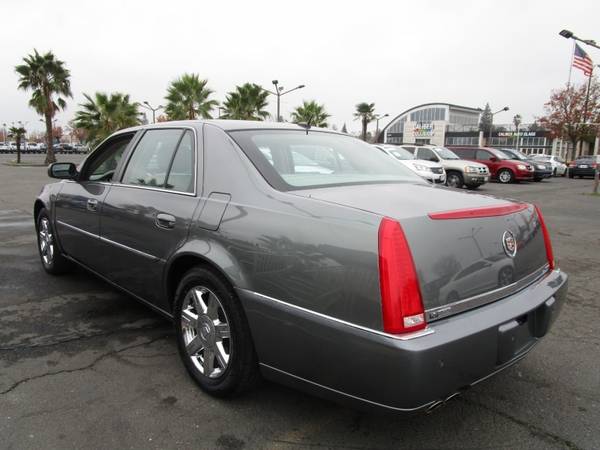 2007 Cadillac DTS - NEW TIRES - SUNROOF - LEATHER, HEATED, AND for sale in Sacramento , CA – photo 4