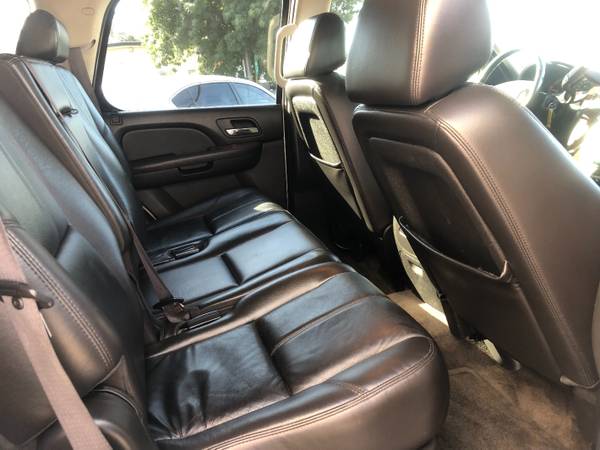 09' Chevy Tahoe LT, 8 Cyl, 2WD, Auto, Leather, Third Row for sale in Visalia, CA – photo 8
