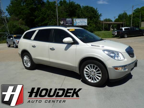 2008 Buick Enclave CXL FWD for sale in Marion, IA