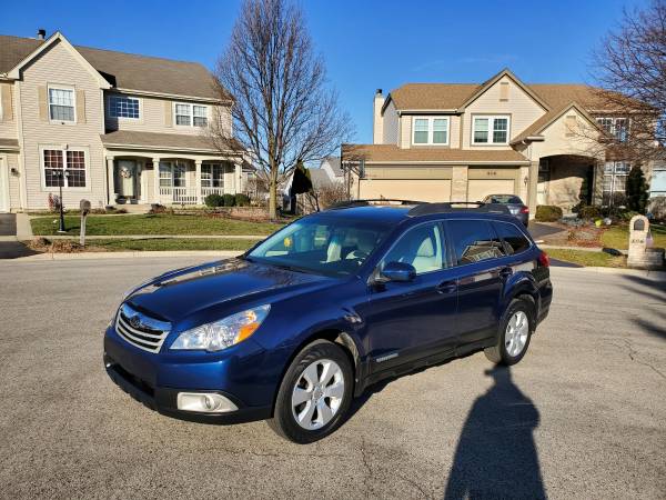 2011 Subaru Outback Premium AWD - Great Condition / Timing Belt Done... for sale in Carol Stream, IL
