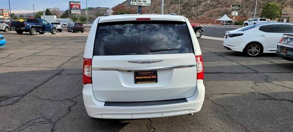 2015 Chrysler Town & Country Touring-L - - by dealer for sale in Saint George, UT – photo 6