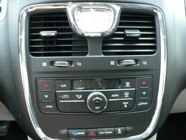 13 Chrysler Town Country Touring, Dodge Caravan. We Finance Every1!... for sale in binghamton, NY – photo 19