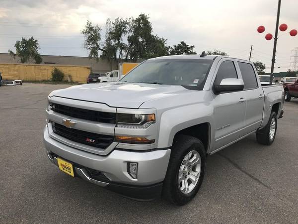 2018 Chevrolet Chevy 1500 LT crew cab short box power seat 4x4 Call for sale in Wheat Ridge, CO – photo 3