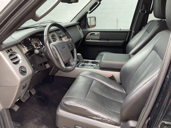 2014 Ford Expedition Limited Clean, LOADED, 4x4, 8 Passenger for sale in Wyoming , MI – photo 13
