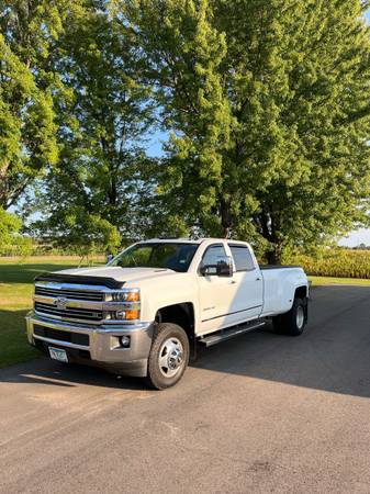 2015 Chevy Silverado 3500 HD Dually for sale in Stacy, MN – photo 3