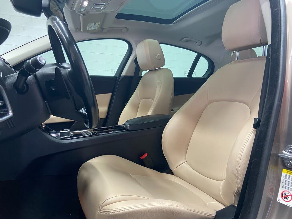 2017 Jaguar XE 35t Premium AWD for sale in Amherst, VA – photo 10