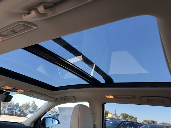 NEW 2019 TOYOTA HIGHLANDER PLATINUM (360 Monitor) (Panoramic Moonroof) for sale in Burlingame, CA – photo 3