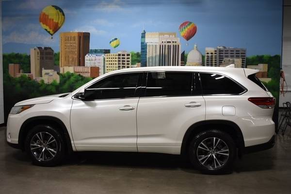 2018 Toyota Highlander LE Plus - - by dealer for sale in Boise, ID – photo 5