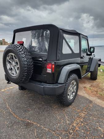 2016 Jeep Wrangler Rubicon under 26000 miles - - by for sale in Columbia, SC – photo 4