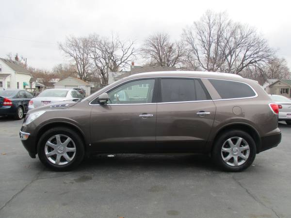2008 Buick Enclave CXL AWD- Leather EASY BUY HERE PAY HERE FINANCING... for sale in Omaha, NE – photo 2