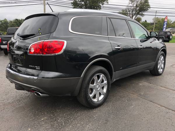 Loaded! 2008 Buick Enclave CXL! 3rd Row! Clean! for sale in Ortonville, MI – photo 5