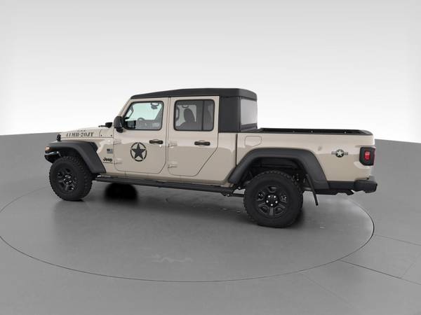2020 Jeep Gladiator Sport Pickup 4D 5 ft pickup Beige - FINANCE... for sale in Syracuse, NY – photo 6