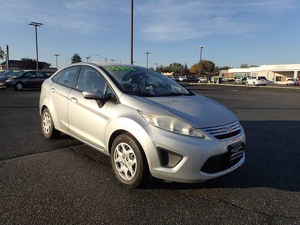2013 Ford Fiesta SE - cars & trucks - by dealer - vehicle automotive... for sale in Leskovar Mitsubishi, WA – photo 2