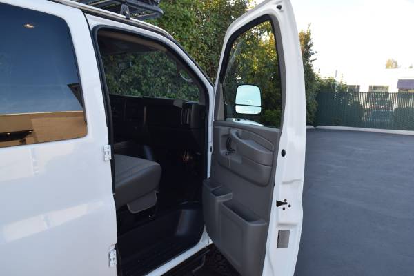 2013 Chevrolet Express G1500 AWD - LIFTED / BEEFY TIRES / CUSTOM RACK! for sale in Beaverton, OR – photo 15