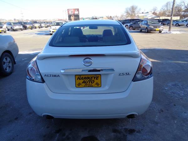 2008 Nissan Altima 4dr Sdn I4 CVT 2 5 SL - - by dealer for sale in Marion, IA – photo 9