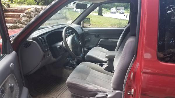 2000 Nissan Frontier XE for sale in Derry, NH – photo 6