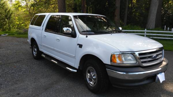 2002 F150 XLT Pick Up w/Shell for sale in Marysville, WA