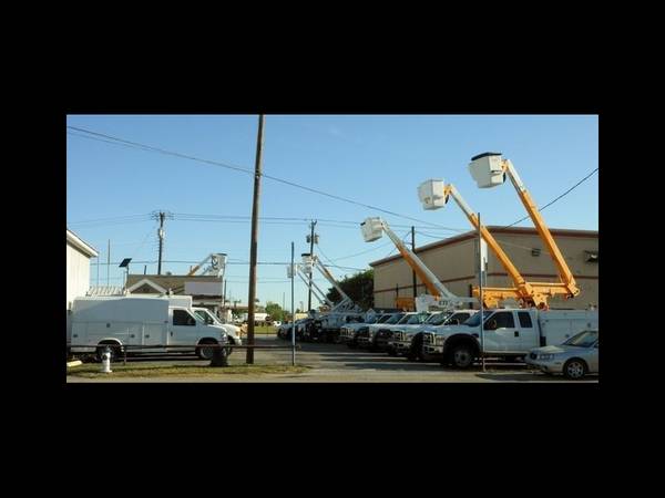 2009 Ford F450 1-Owner Altec AT235 Bucket Boom 40' Working Height... for sale in irving, TX – photo 15