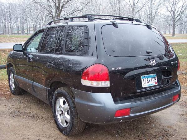 2005 HYUNDAI SANTA FE! ALL-WHEEL DRIVE, SOLID BODY VEHICLE! 2... for sale in Little Falls, MN – photo 2
