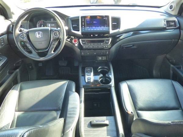 2017 Honda Pilot Touring 2WD Gray - - by dealer for sale in Paso robles , CA – photo 2