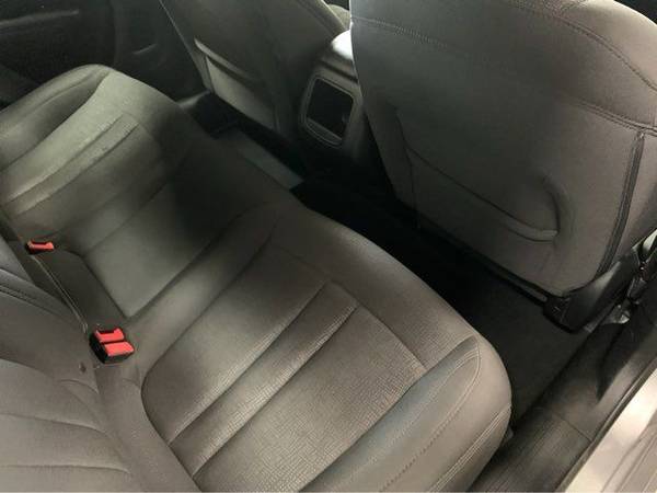 2015 Chrysler 200 Limited sedan Billet Silver Metallic Clearcoat -... for sale in Merrillville, IL – photo 13