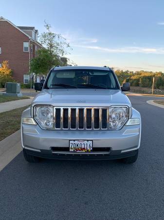 Jeep liberty 4x4 for sale in Waldorf, District Of Columbia – photo 5